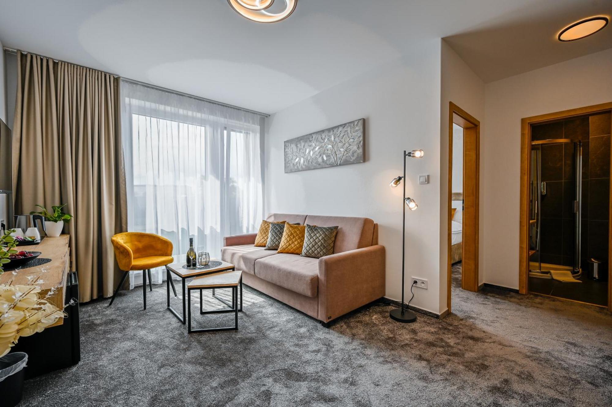 Penzion U Jakuba & Restauracia Bezplatne Parkovanie Martin Exteriör bild